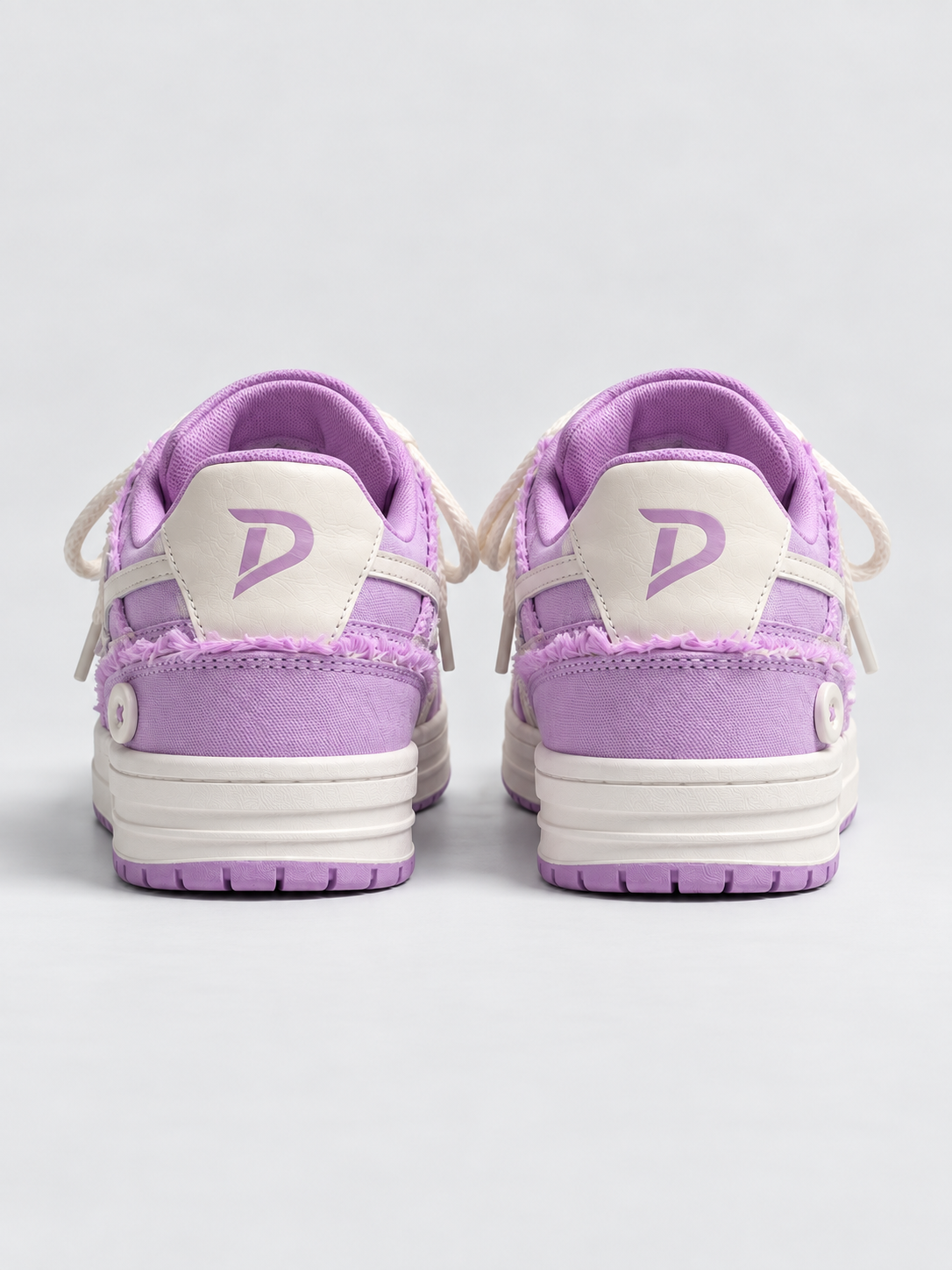 DCRB Distressed Lavendel Sneakers