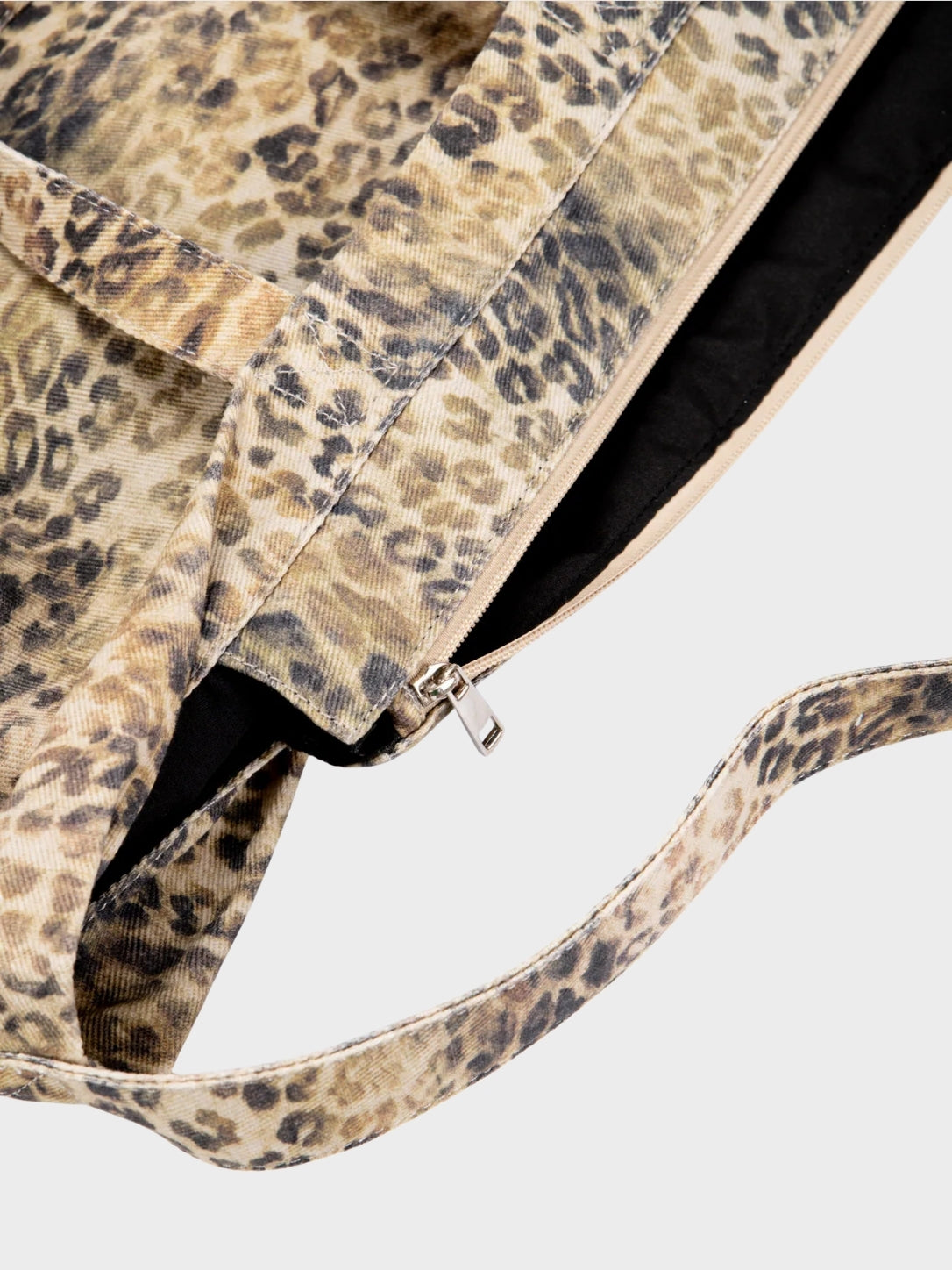 DCRB Leopard Crossbody Bag with Zipper