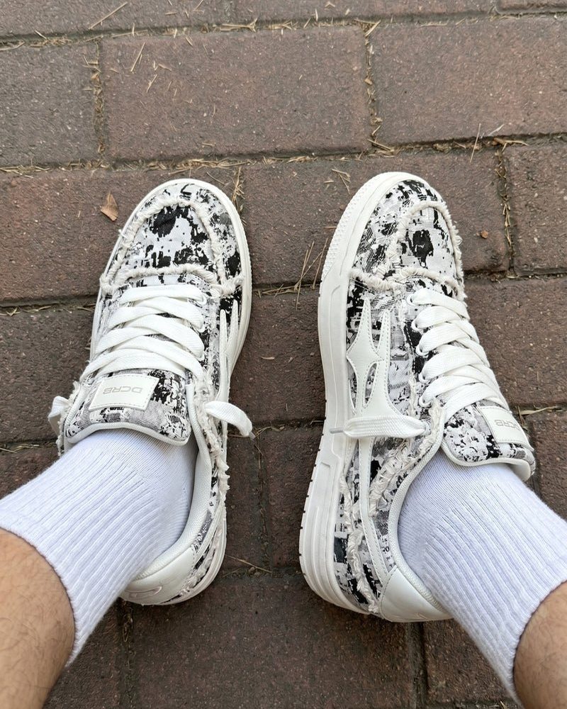 Broken Camo Grey with white socks