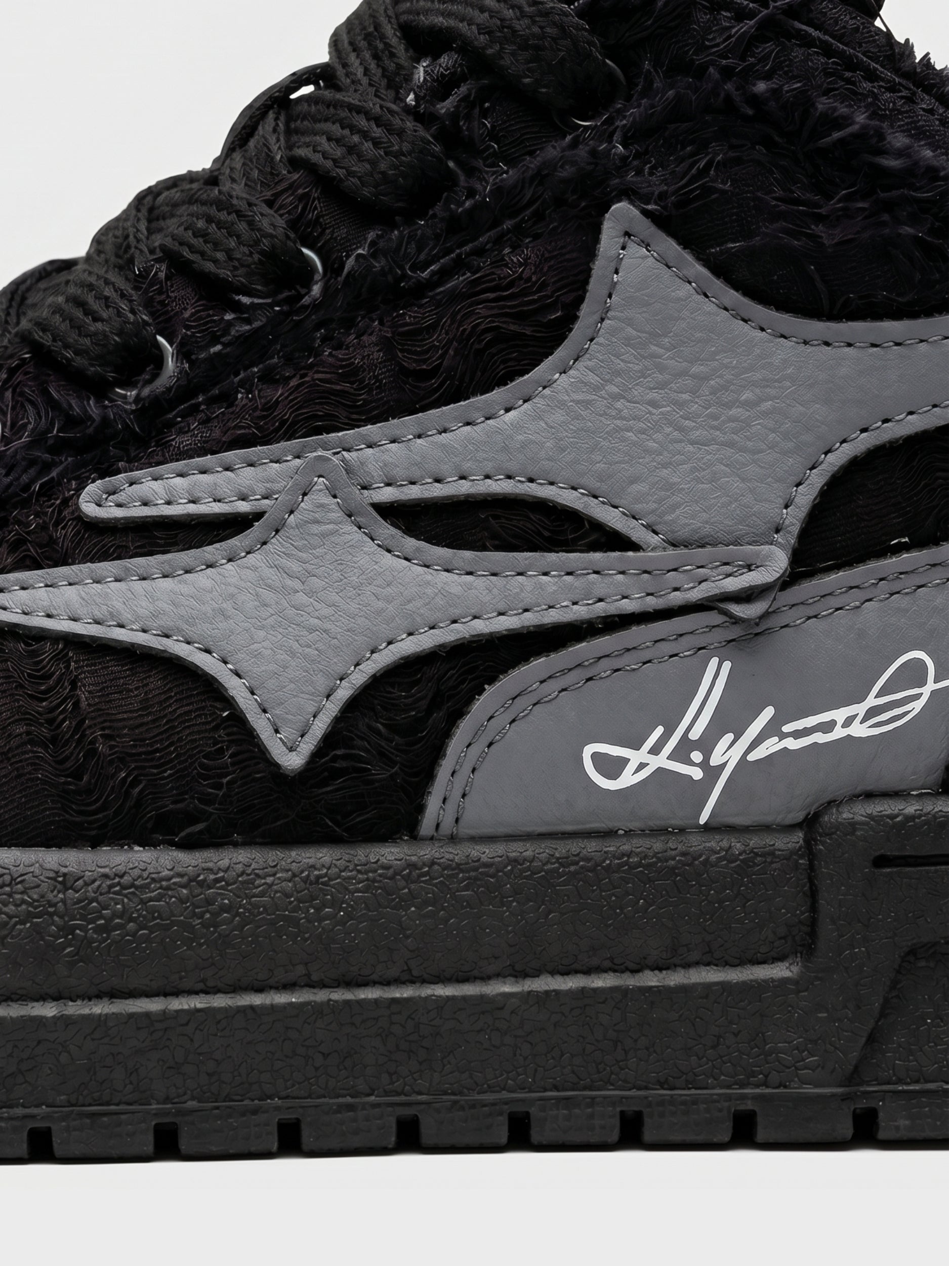 DCRB Broken Black Sneakers