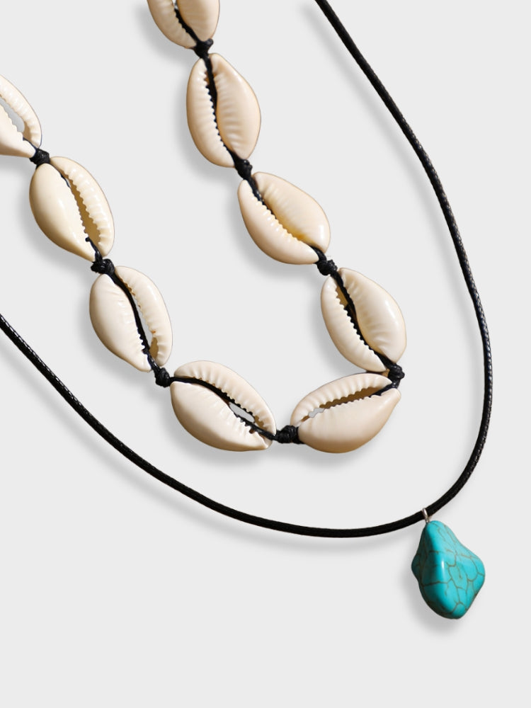 Sea Shell Beach Choker with Stone Pendant